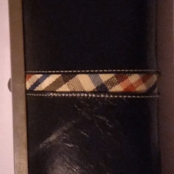 Genuine Leather wallet in black - Picture 4 of 6